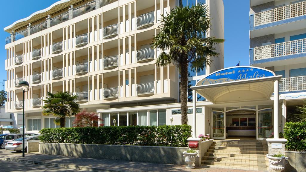 Hotel Croce Di Malta لينانو سابيادورو المظهر الخارجي الصورة