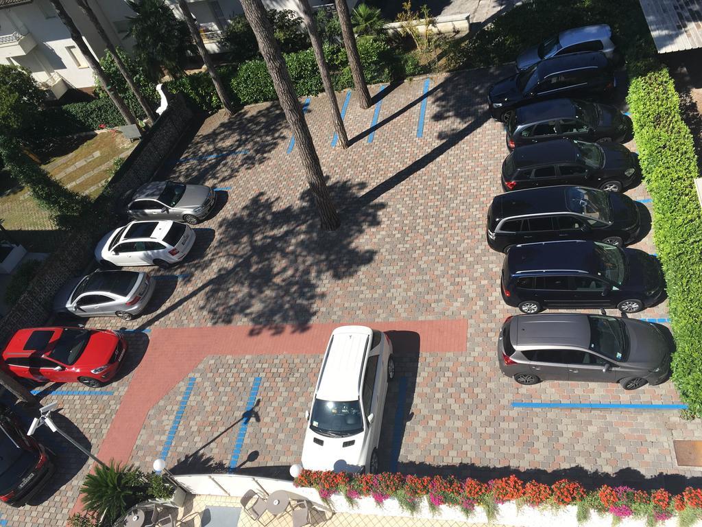 Hotel Croce Di Malta لينانو سابيادورو المظهر الخارجي الصورة
