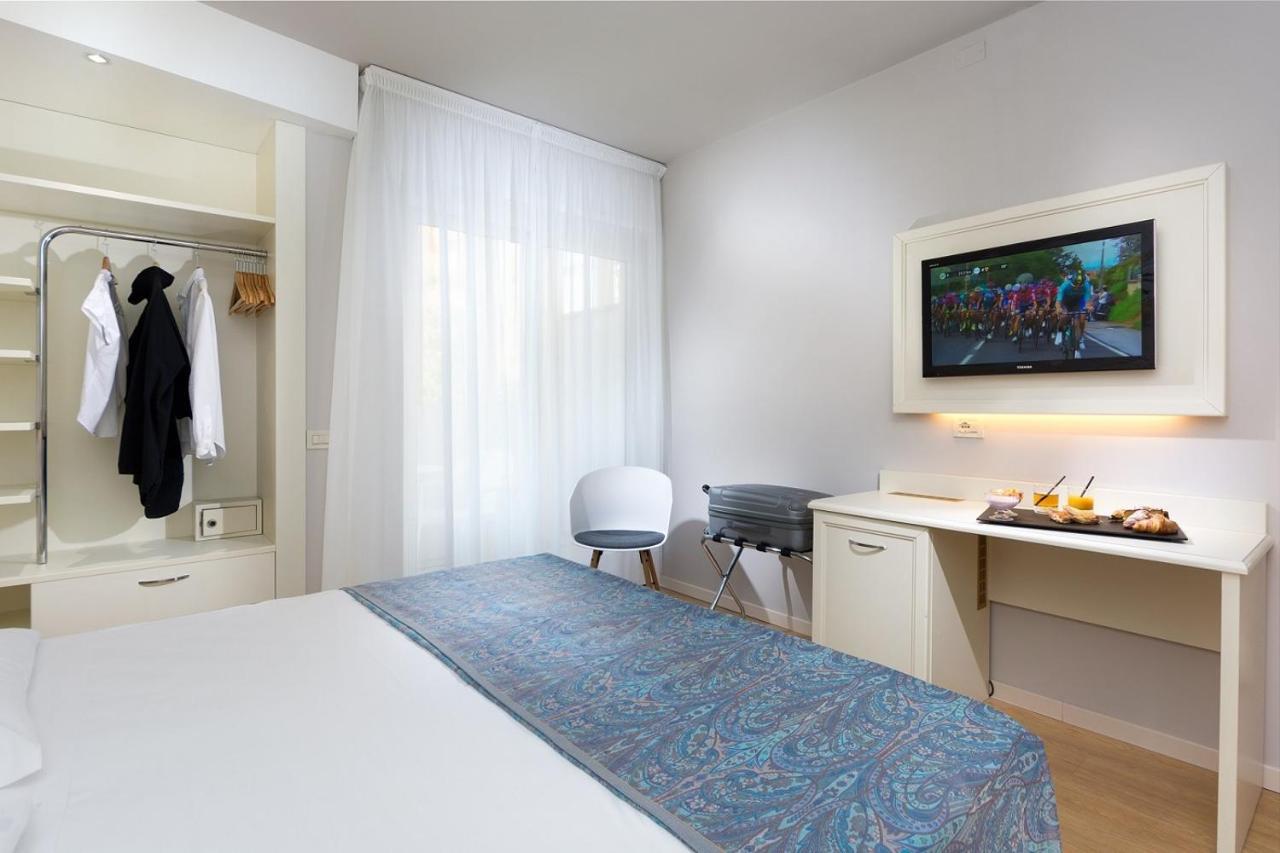 Hotel Croce Di Malta لينانو سابيادورو المظهر الخارجي الصورة